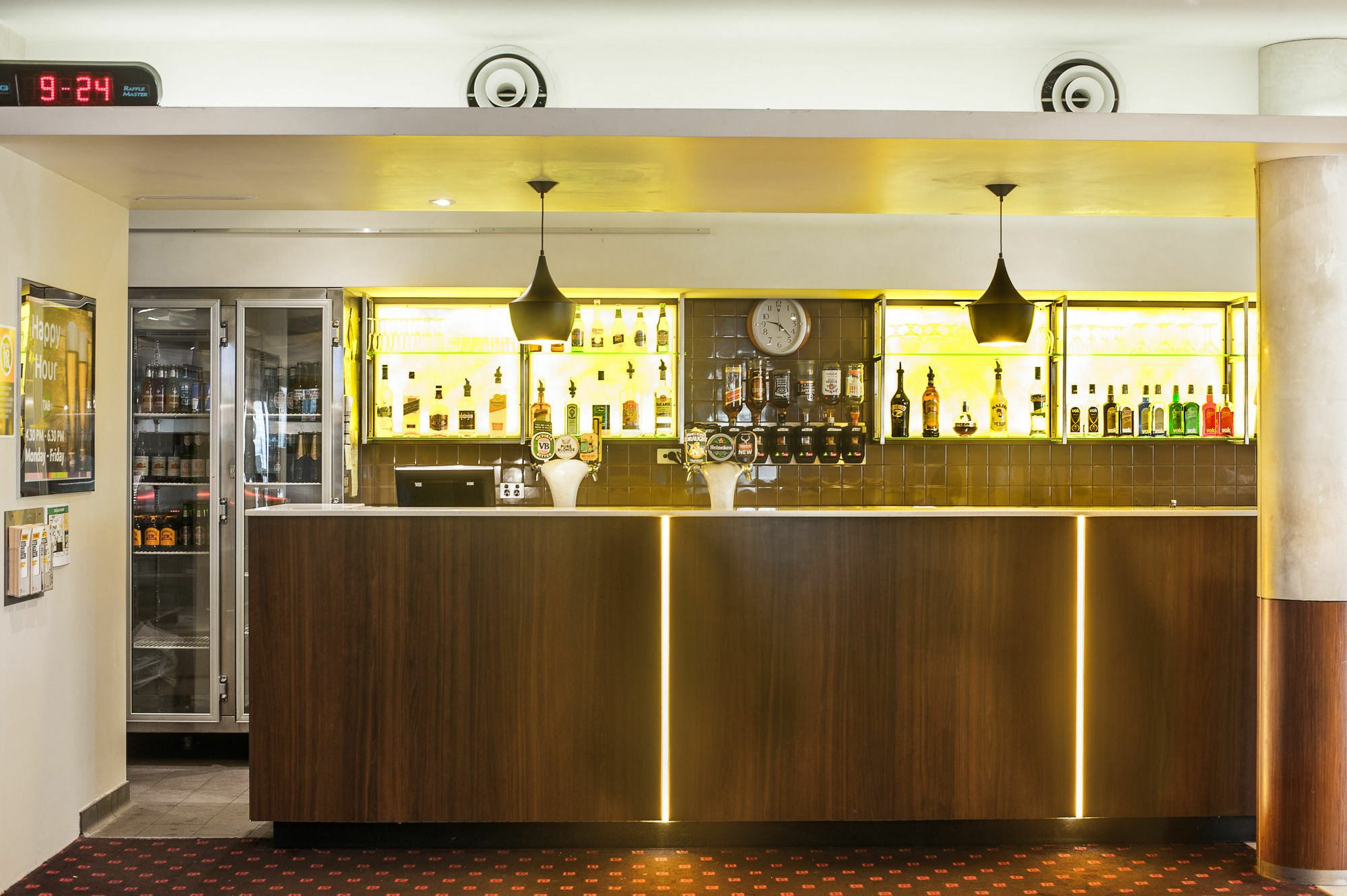 Ramada Hotel & Suites By Wyndham Cabramatta Extérieur photo
